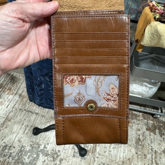 HOBO crossbody wallet/phone case. NWOT - Picture 3 of 7